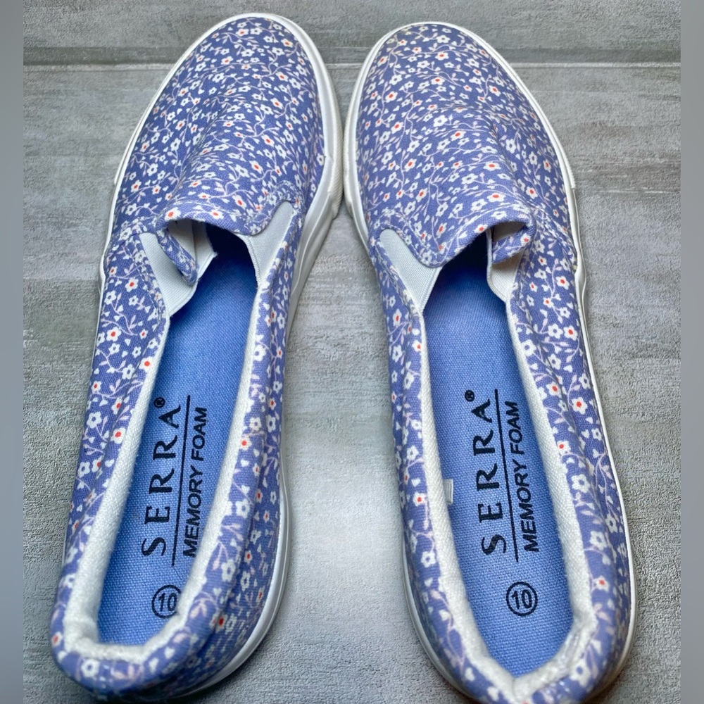 Serra Blue Floral Slip-On Shoes Size 10 |‎ Memory Foam Comfort Casual Flats
